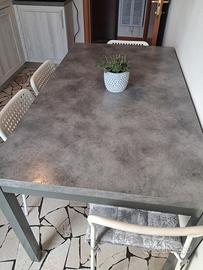 tavolo cucina effetto pietra