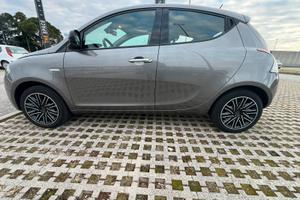Lancia  YPSILON MY21 1.0 70CV HYBRID GOLD