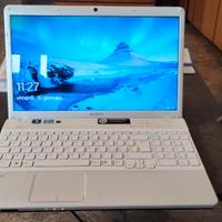 SONY VAIO   mod.  VPCEH3H1E