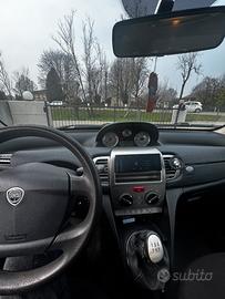 Lancia Ypsilon 2007