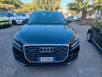 Audi Q2 2.0 TDI quattro S tronic Business