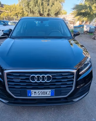 Audi Q2 2.0 TDI quattro S tronic Business