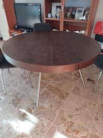 Tavolo rotondo