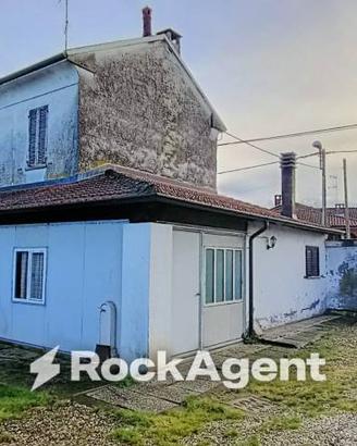 Casa indipendente di 164 m² con 4 locali a Frascar