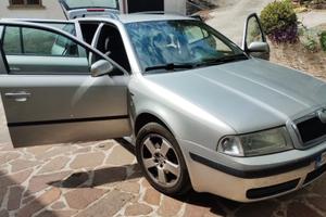Skoda Octavia 4x4 1.9 TDI del 2003