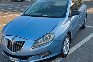 lancia delta 1.6 mtj  120 cv
