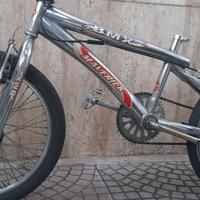 Bicicletta BMX Maverick freestyle