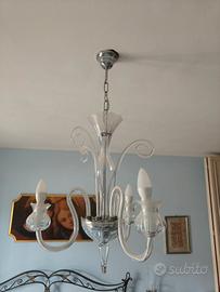 lampadario in cristallo con applique 