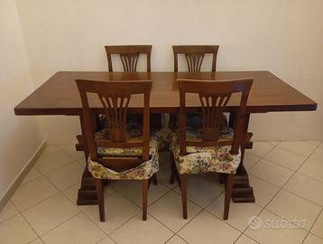 tavolo in legno con n.06 sedie