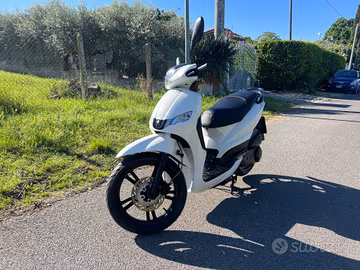 Peugeot Tweet 125