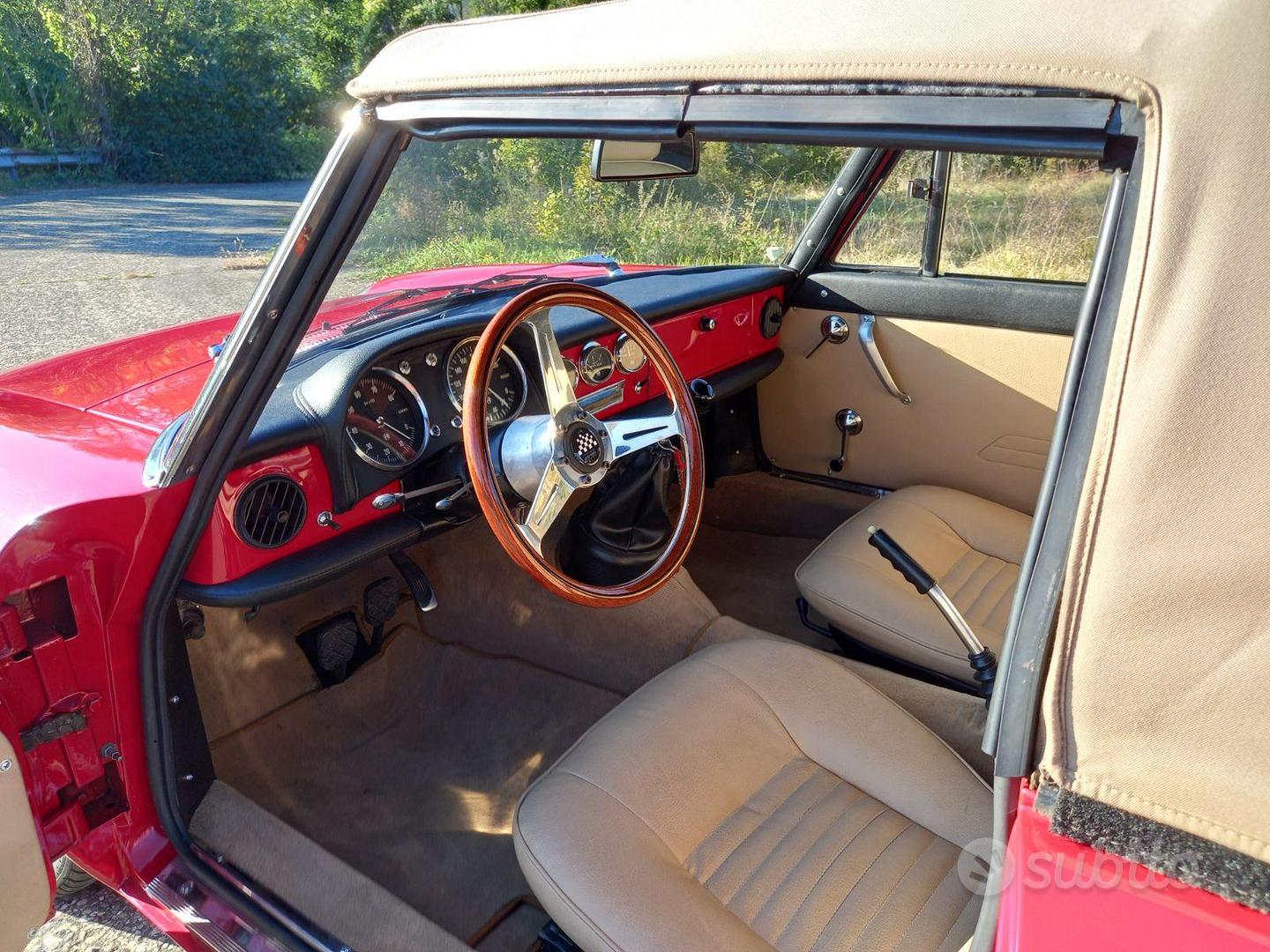 Alfa Romeo Spider 1966 photo 4