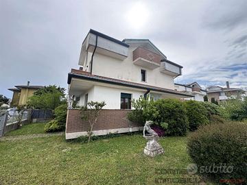 Rif.G171| villa a schiera chioggia