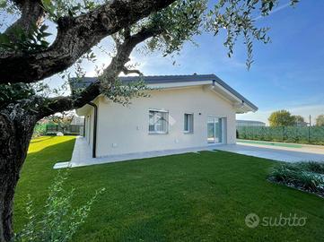 VILLA SINGOLA A LONATO DEL GARDA
