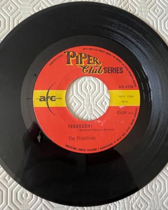 45 giri d’epoca dei  The primitives 