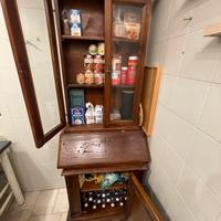 Credenza antica