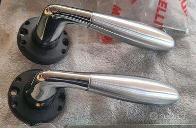 maniglia porta mai usata