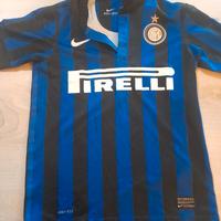 t-shirt dell'Inter da bambino età 8/10
