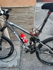 Trek misura M