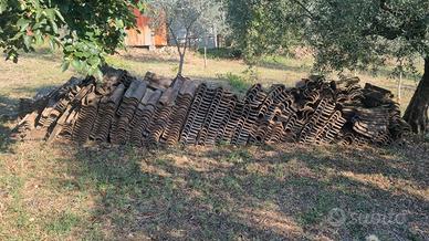 TEGOLE PER TETTO O COPERTURA