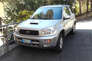 Toyota RAV4 2.0 D-4D 4x4 – 2003 – 157.000 km