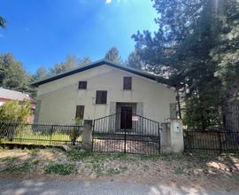 Villa a trepidò