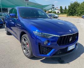 Maserati Levante Q4 3.0 350 CV V6 AWD Gransport