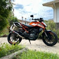 KTM duke 125