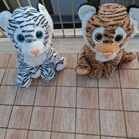 tigri di peluche 