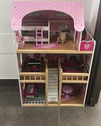Casa di Barbie in legno