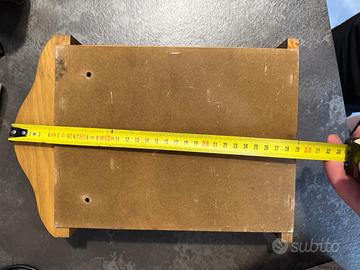 Mobiletto Portachiavi da Parete in Legno con Corni