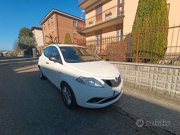 Lancia Ypsilon eco chic gold, 1.2 GPL