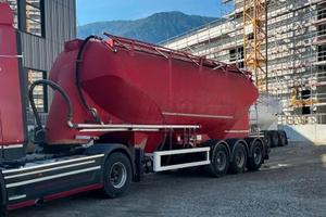 Semirimorchio Cisterna