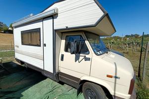 camper mansardato Arca freccia 360 Super