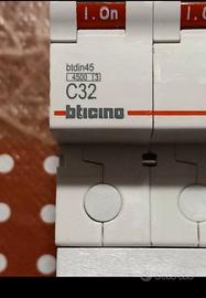 Salvavita bticino c32 nuovo 