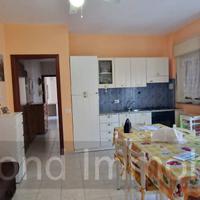 Appartamento con posto auto a Mascali