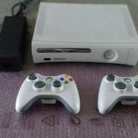 Xbox 360 piu 2 joipad