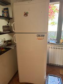 Solo oggi! Frigorifero grande, zona Ognina