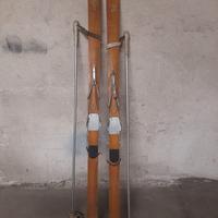 Sci in legno Persenico Chiavenna con bastoncini