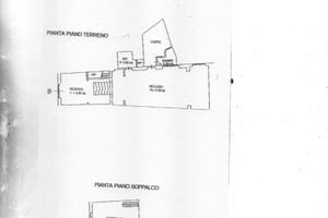 Borgo S Lorenzo fondo mq 120 vetrina