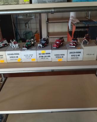 Lotto 10 Modellini Pompieri Matchbox Models of Yes