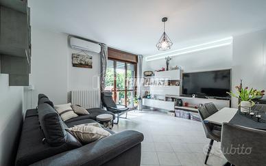 "Q.re TR4" - SPLENDIDO 3 LOCALI OLTRE DOPPI SERV