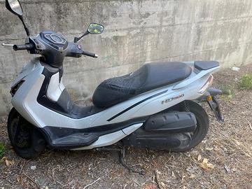 Sym 300