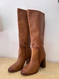 Stivali alti in pelle marrone Massimo Dutti – Tagl