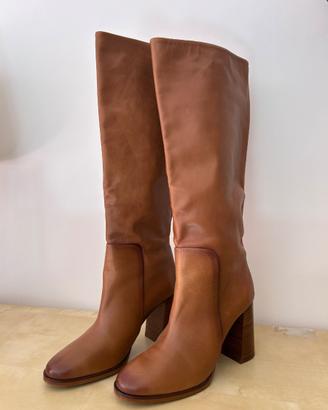 Stivali alti in pelle marrone Massimo Dutti – Tagl