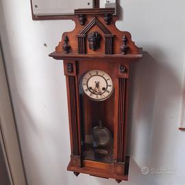 orologio a pendolo antico 