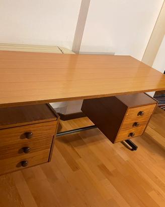 Scrivania modernariato vintage anni ‘60 ‘70 stile