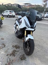 Honda X-ADV 750 - 2025