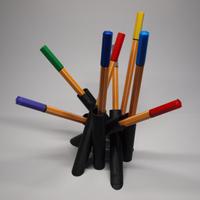 Portapenne Random Pipes di Z4 Design colore Black