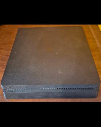 ps 4 slim