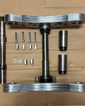 Piastre sterzo larghe per honda shadow vt 600